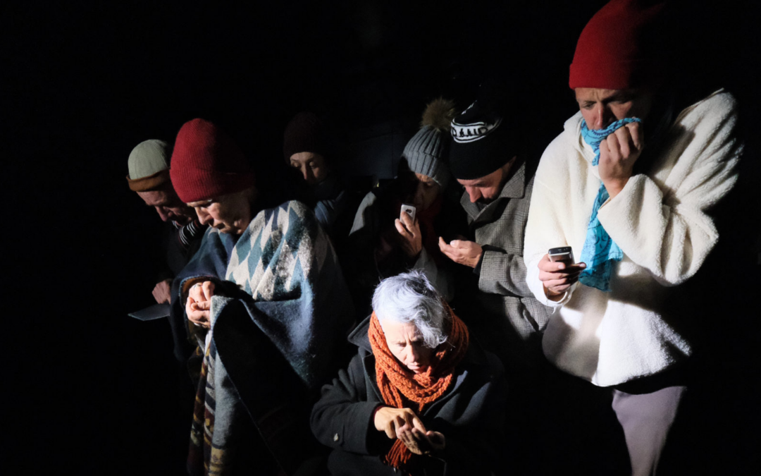 MIGRANTS, ON EST TROP NOMBREUX SUR CE PUTAIN DE BATEAU de Matei Visniec